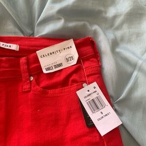 NWT red skinny jeans✨